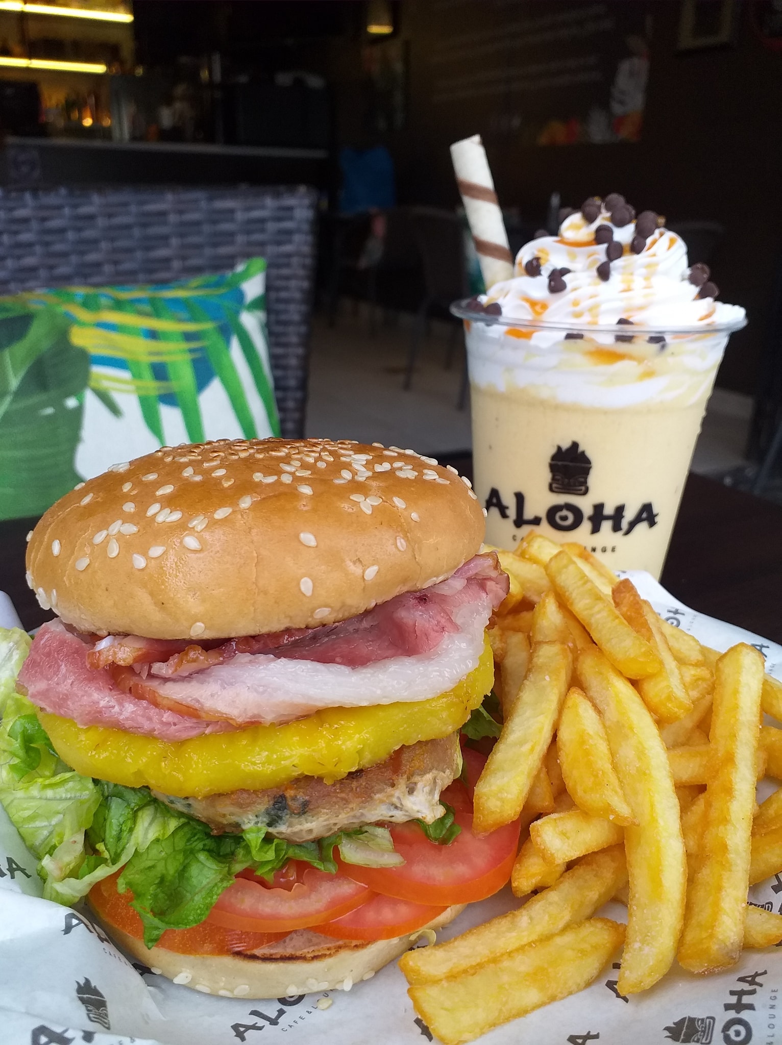 ALOHA – Café & Lounge